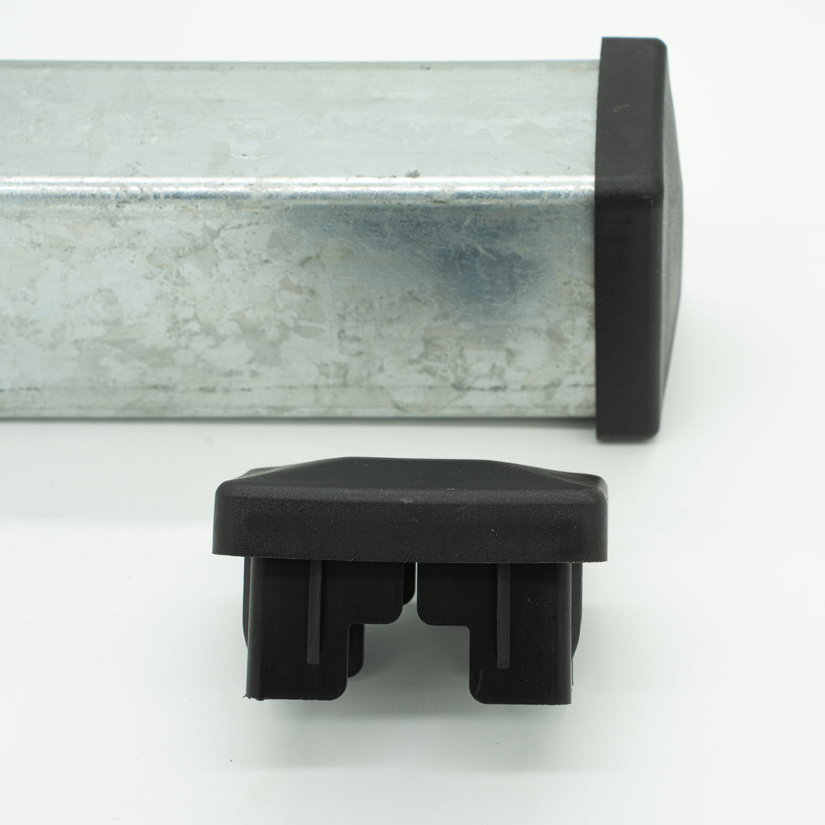 Kunststoff Kragenkappe 60x40, schwarz niedrig